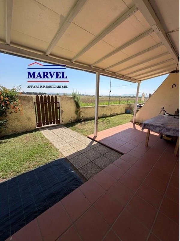 appartamento in vendita a Tarquinia in zona Marina Velca