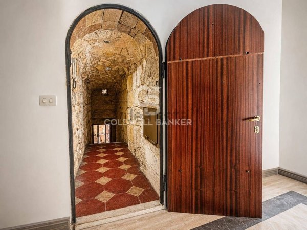 locale commerciale in vendita a Tarquinia