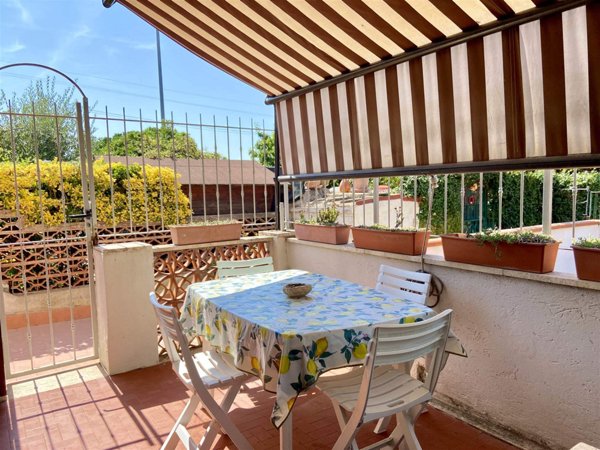 appartamento in vendita a Tarquinia in zona Marina Velca