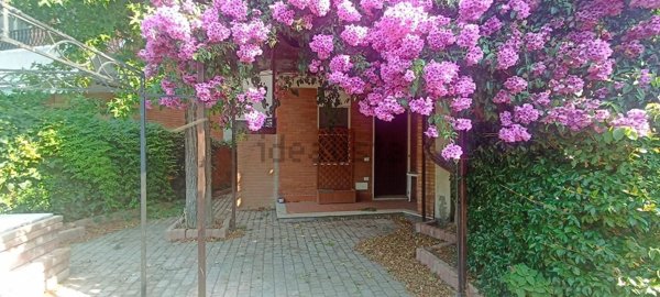 appartamento in vendita a Tarquinia in zona Marina Velca