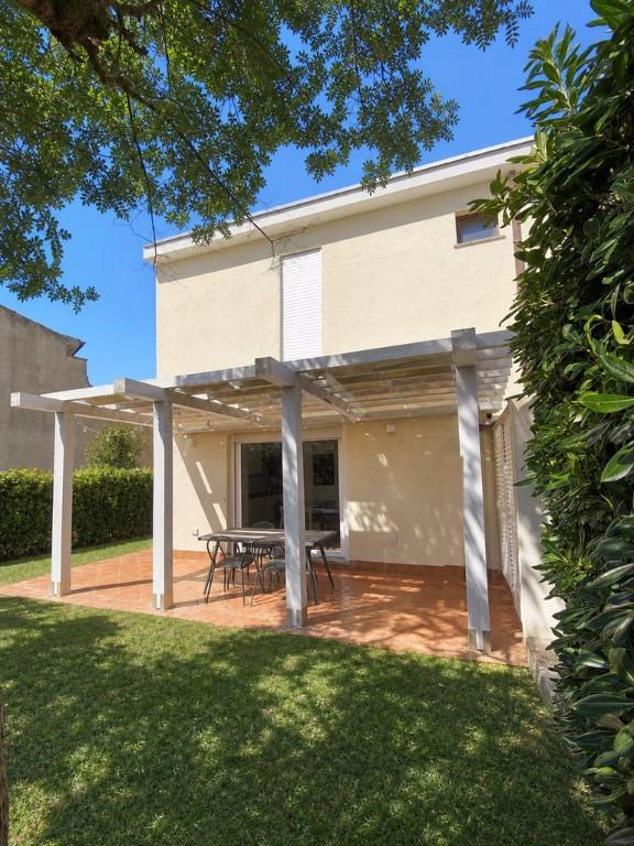casa indipendente in vendita a Tarquinia in zona Marina Velca