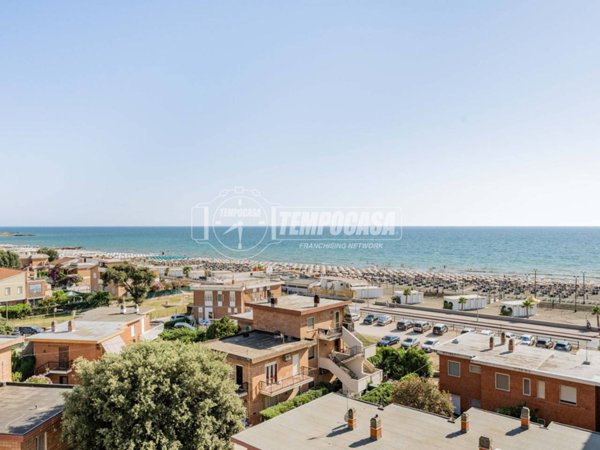 appartamento in vendita a Tarquinia in zona Marina Velca