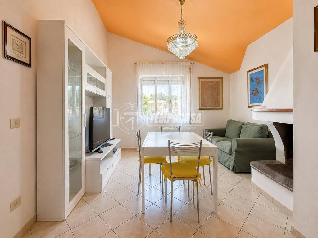 appartamento in vendita a Tarquinia in zona Marina Velca