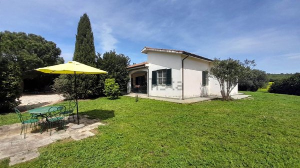 casa indipendente in vendita a Tarquinia