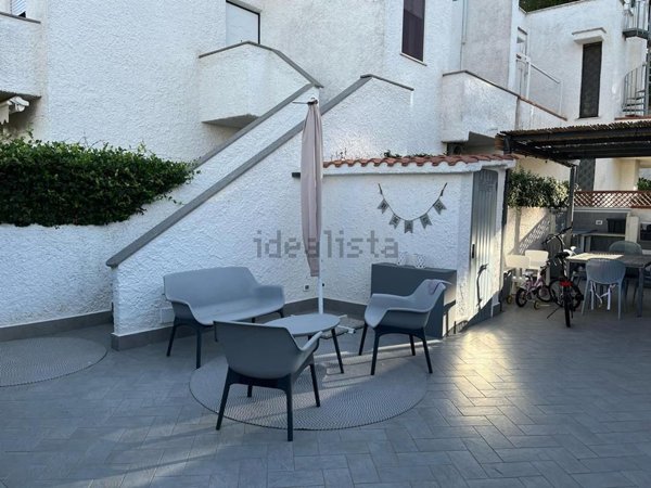 casa indipendente in vendita a Tarquinia in zona Marina Velca