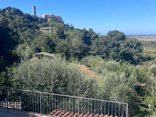 casa indipendente in vendita a Tarquinia