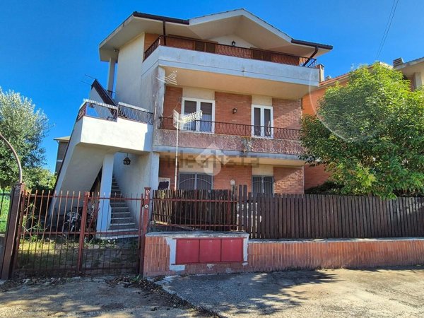 appartamento in vendita a Tarquinia in zona Marina Velca