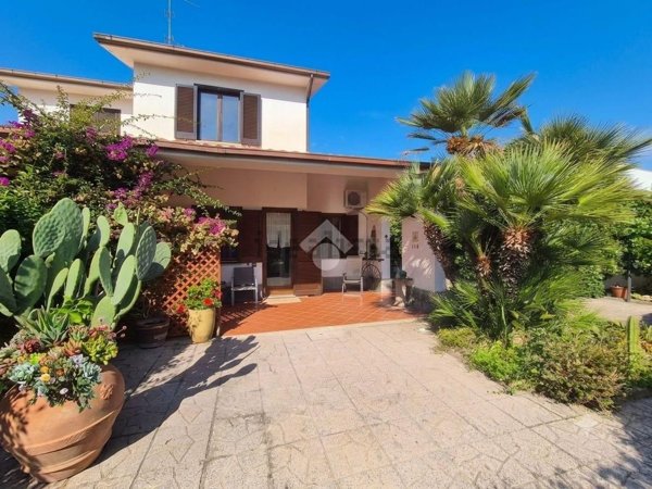 casa indipendente in vendita a Tarquinia in zona Marina Velca