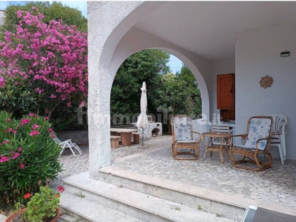 casa indipendente in vendita a Tarquinia in zona Marina Velca