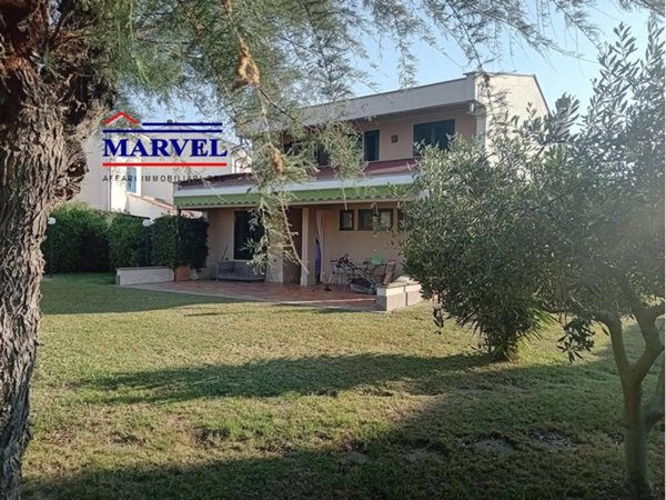 casa indipendente in vendita a Tarquinia in zona Marina Velca