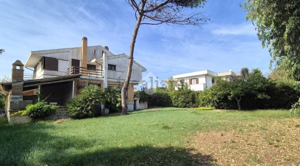 casa indipendente in vendita a Tarquinia