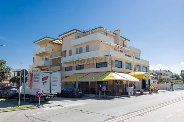 appartamento in vendita a Tarquinia in zona Marina Velca