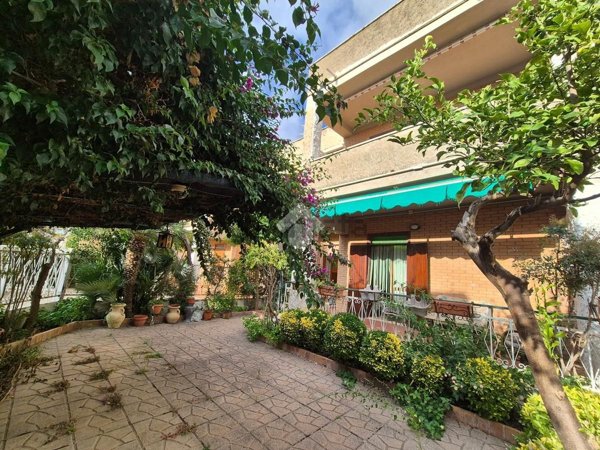 casa indipendente in vendita a Tarquinia in zona Marina Velca