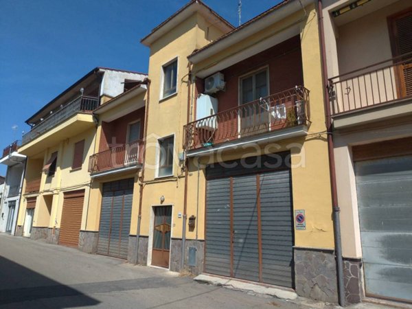 casa indipendente in vendita a Tuscania