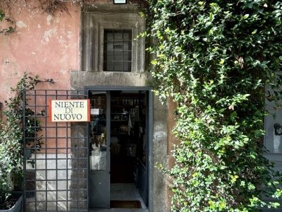 locale commerciale in vendita a Tuscania