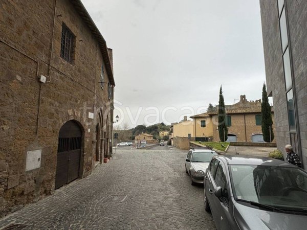 locale commerciale in vendita a Tuscania