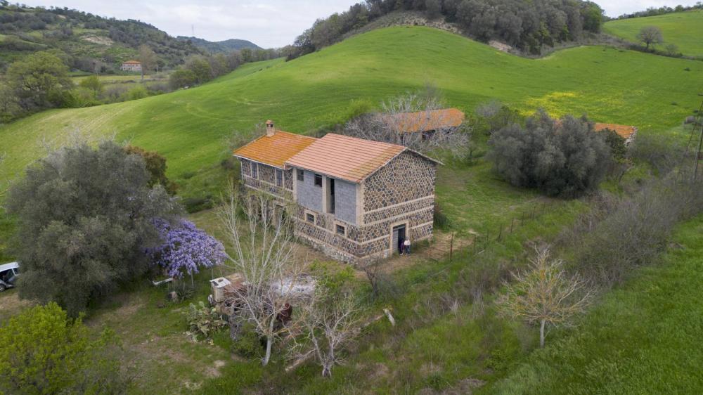 casa indipendente in vendita a Tuscania