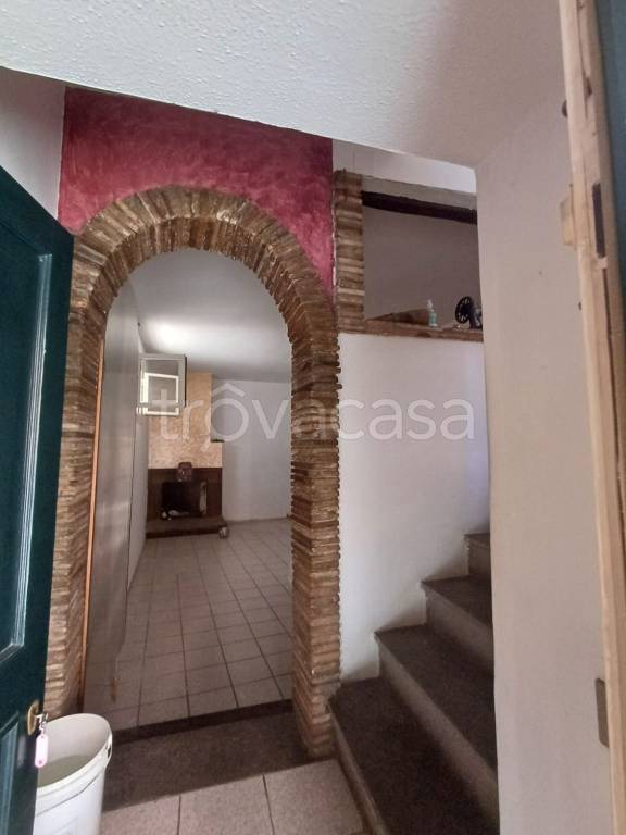casa indipendente in vendita a Tuscania