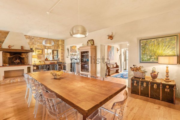 casa indipendente in vendita a Tuscania