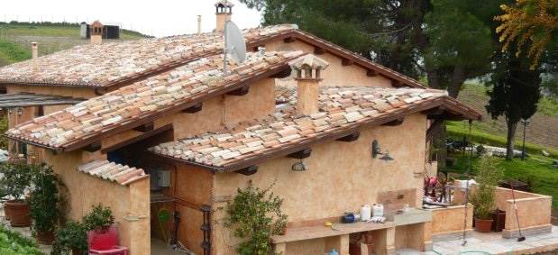 casa indipendente in vendita a Tuscania