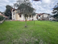 casa indipendente in vendita a Valentano