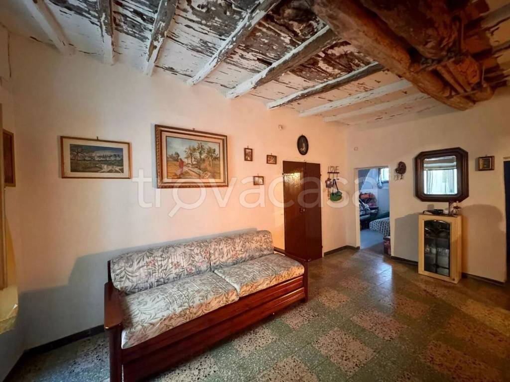 appartamento in vendita a Valentano