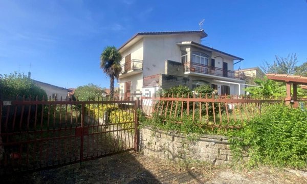 appartamento in vendita a Valentano