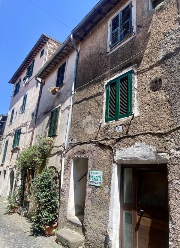 appartamento in vendita a Valentano