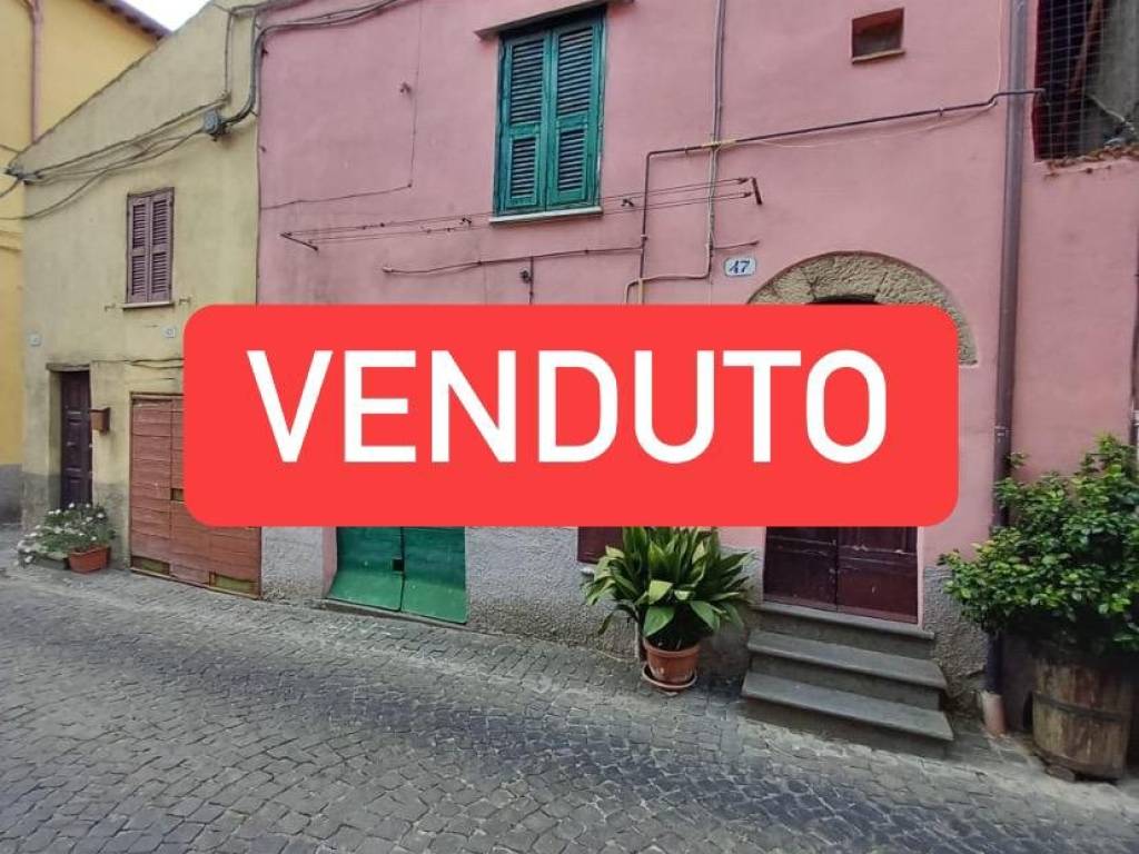 appartamento in vendita a Valentano