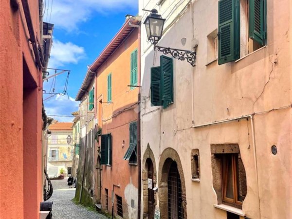 appartamento in vendita a Valentano