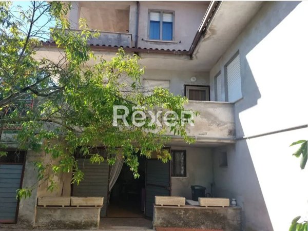 casa indipendente in vendita a Valentano