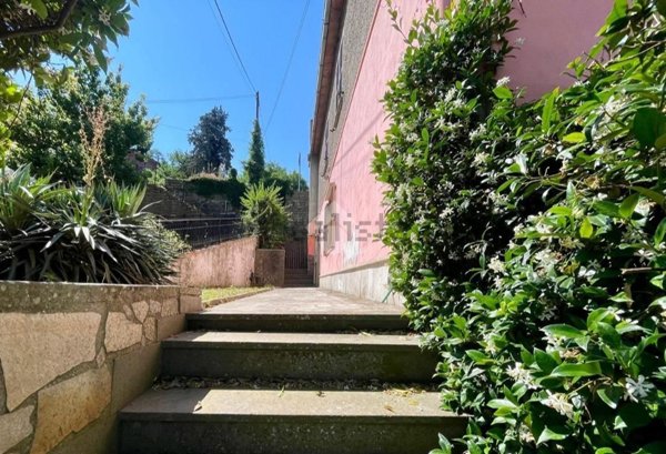 appartamento in vendita a Valentano in zona Villa delle Fontane