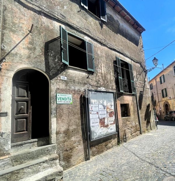 appartamento in vendita a Valentano