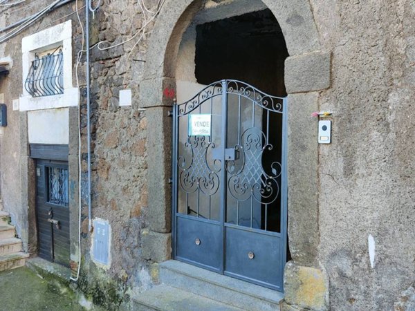 appartamento in vendita a Vallerano