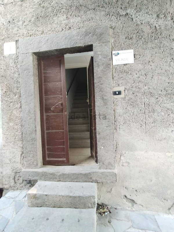 appartamento in vendita a Vallerano