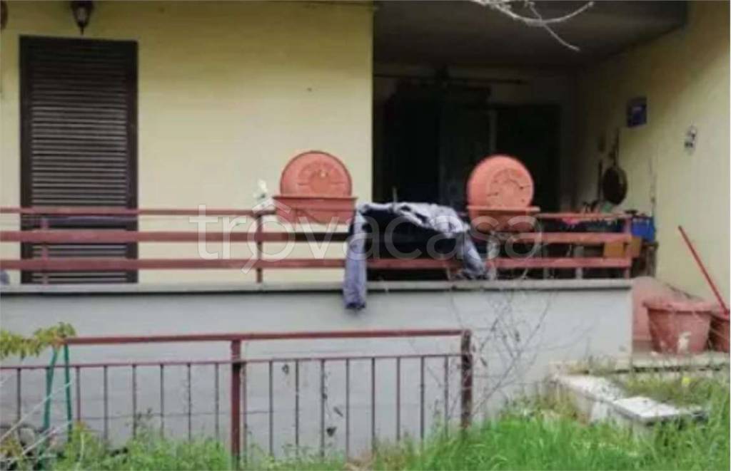 casa indipendente in vendita a Vallerano