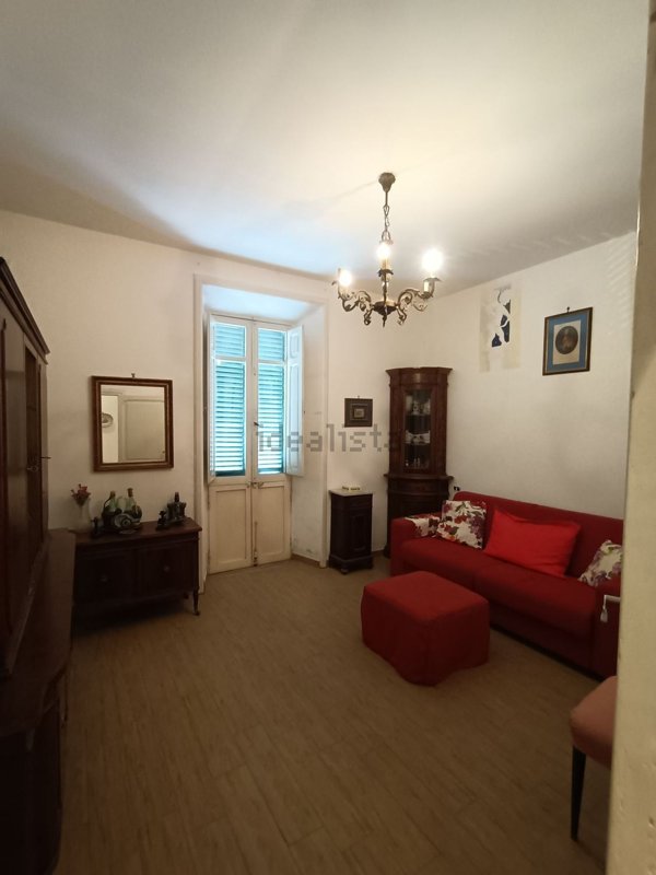 appartamento in vendita a Vallerano