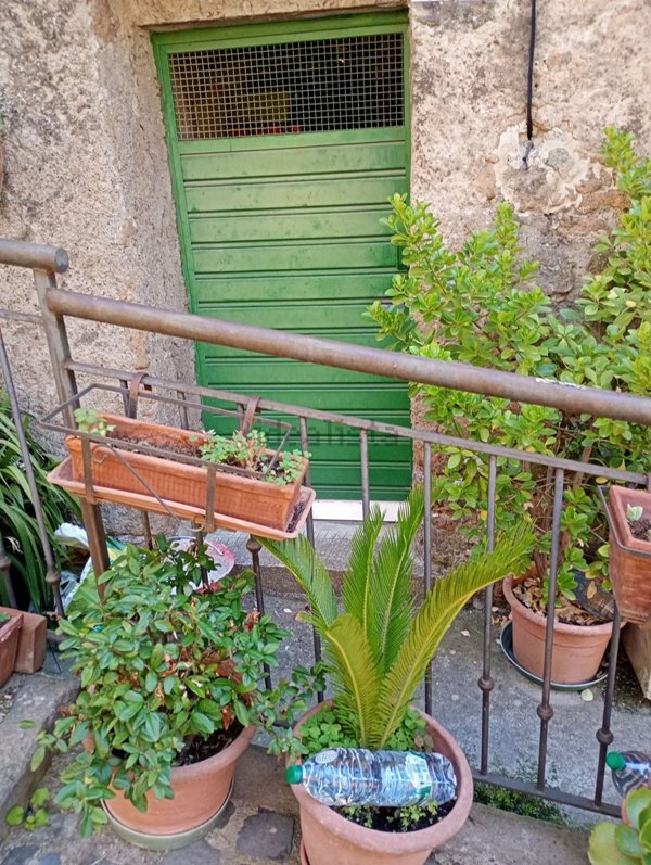 appartamento in vendita a Vallerano