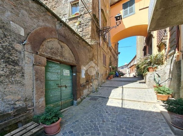 appartamento in vendita a Vallerano