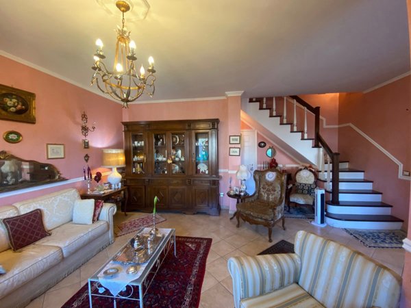 casa indipendente in vendita a Vasanello