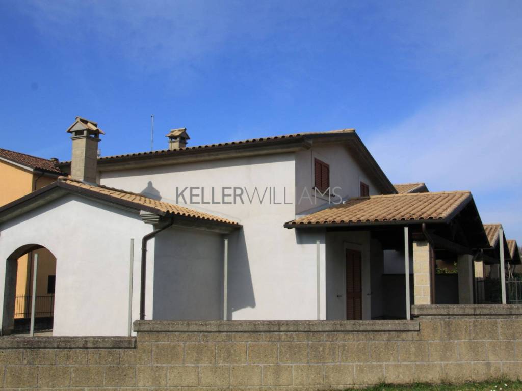 casa indipendente in vendita a Vasanello