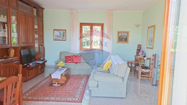 casa indipendente in vendita a Vasanello