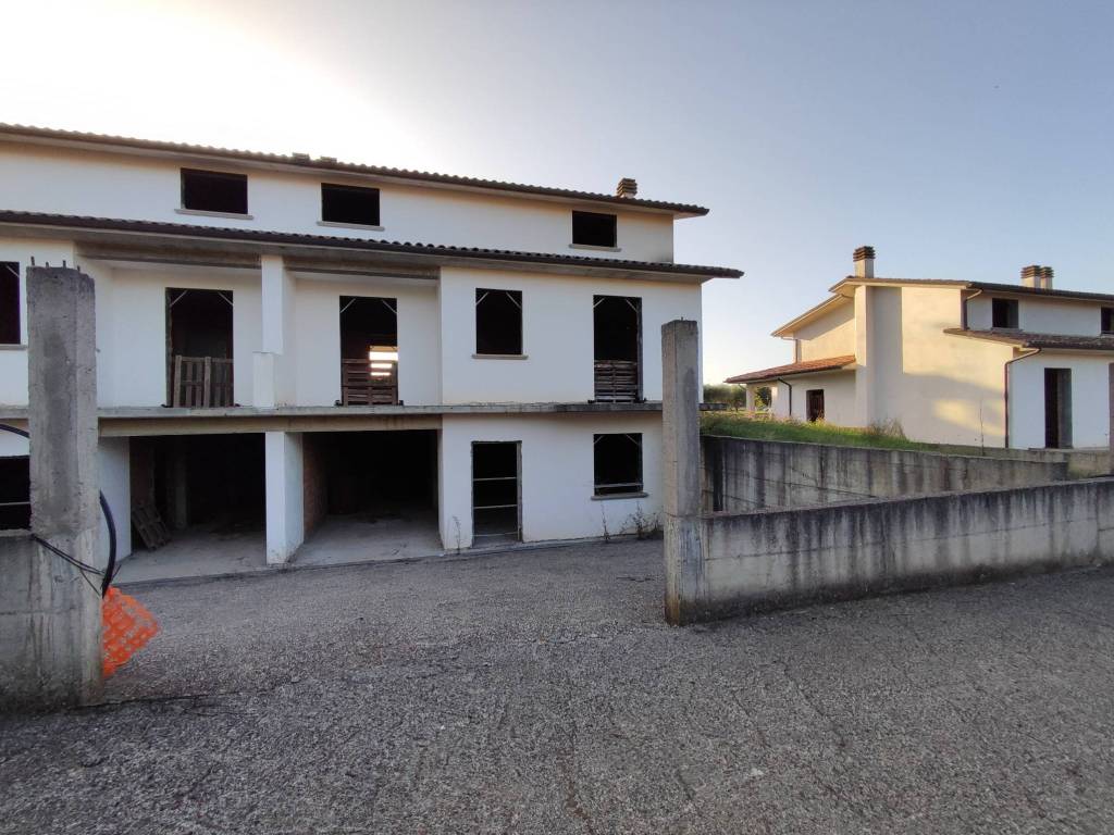 casa indipendente in vendita a Vasanello