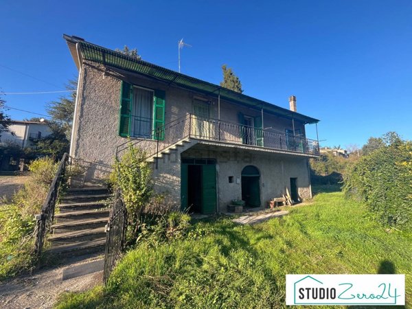 casa indipendente in vendita a Vasanello