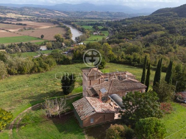 casa indipendente in vendita a Vasanello