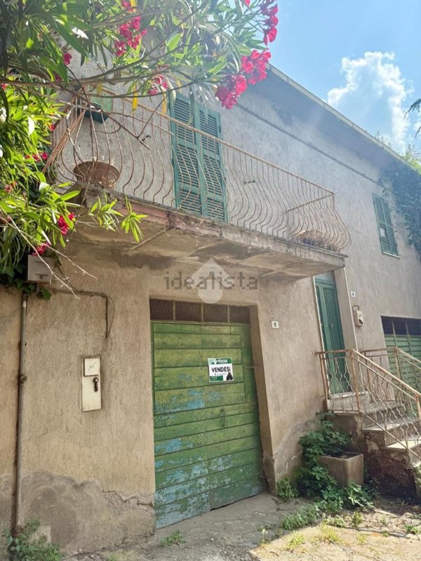 casa indipendente in vendita a Vasanello