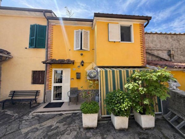 intera palazzina in vendita a Vasanello