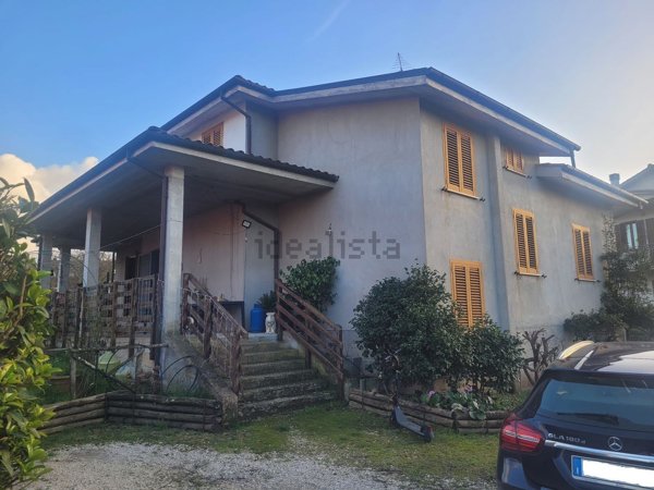 casa indipendente in vendita a Vasanello