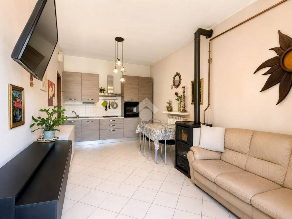 intera palazzina in vendita a Vasanello