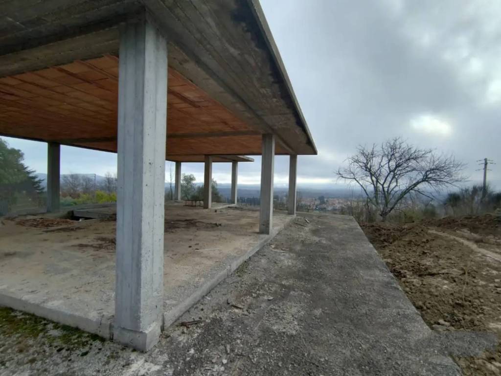 casa indipendente in vendita a Vejano